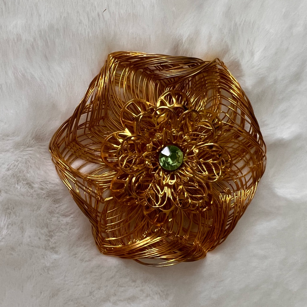 Vintage Wire Flower Brooch